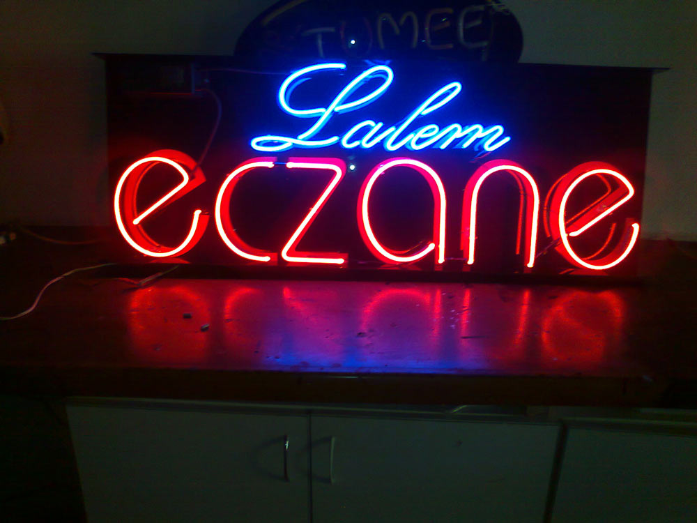 Neon Tabela eczane
